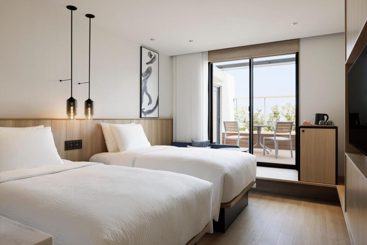 Hotel Fairfield By Marriott Hyogo Awaji Higashiura Esterno foto